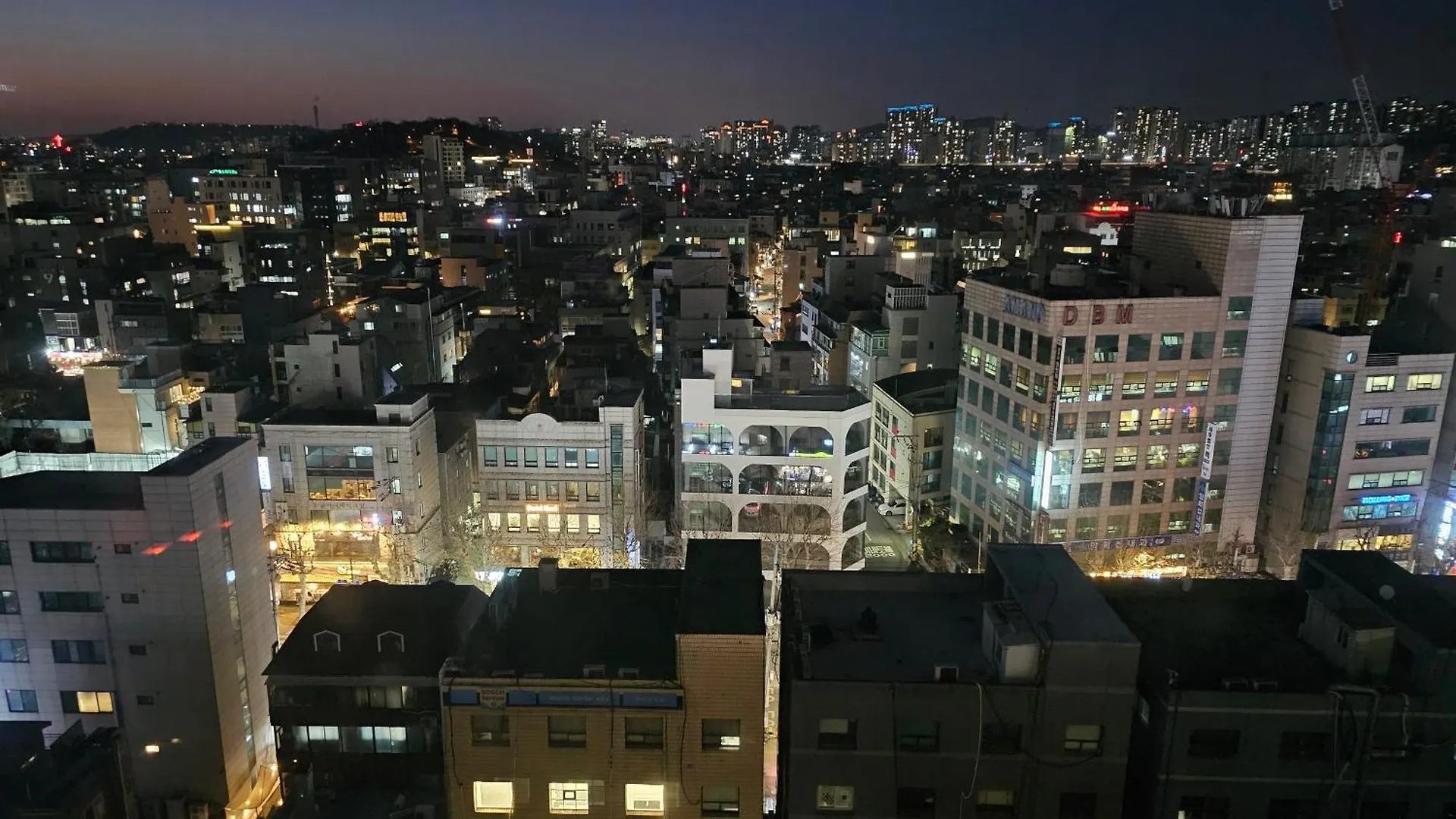Hongdae Guesthouse4 - 1Min From Hongik Uni Station Exit #1 Szöul 0*,  Dél-Korea